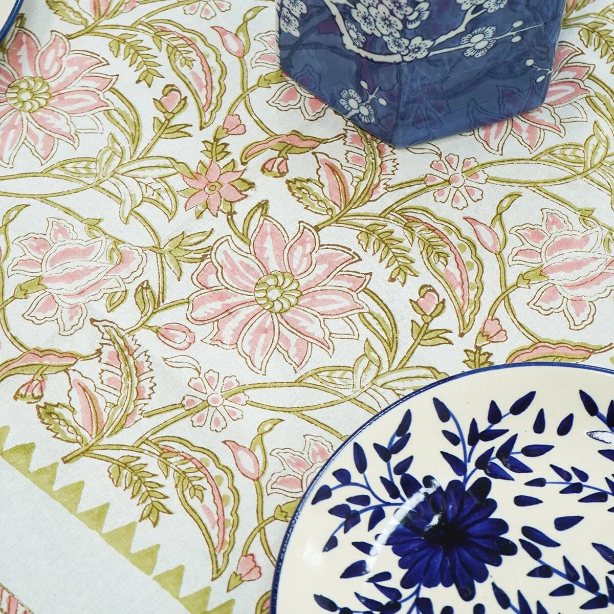 Afjali Tulip Floral Block Printed Table Cover