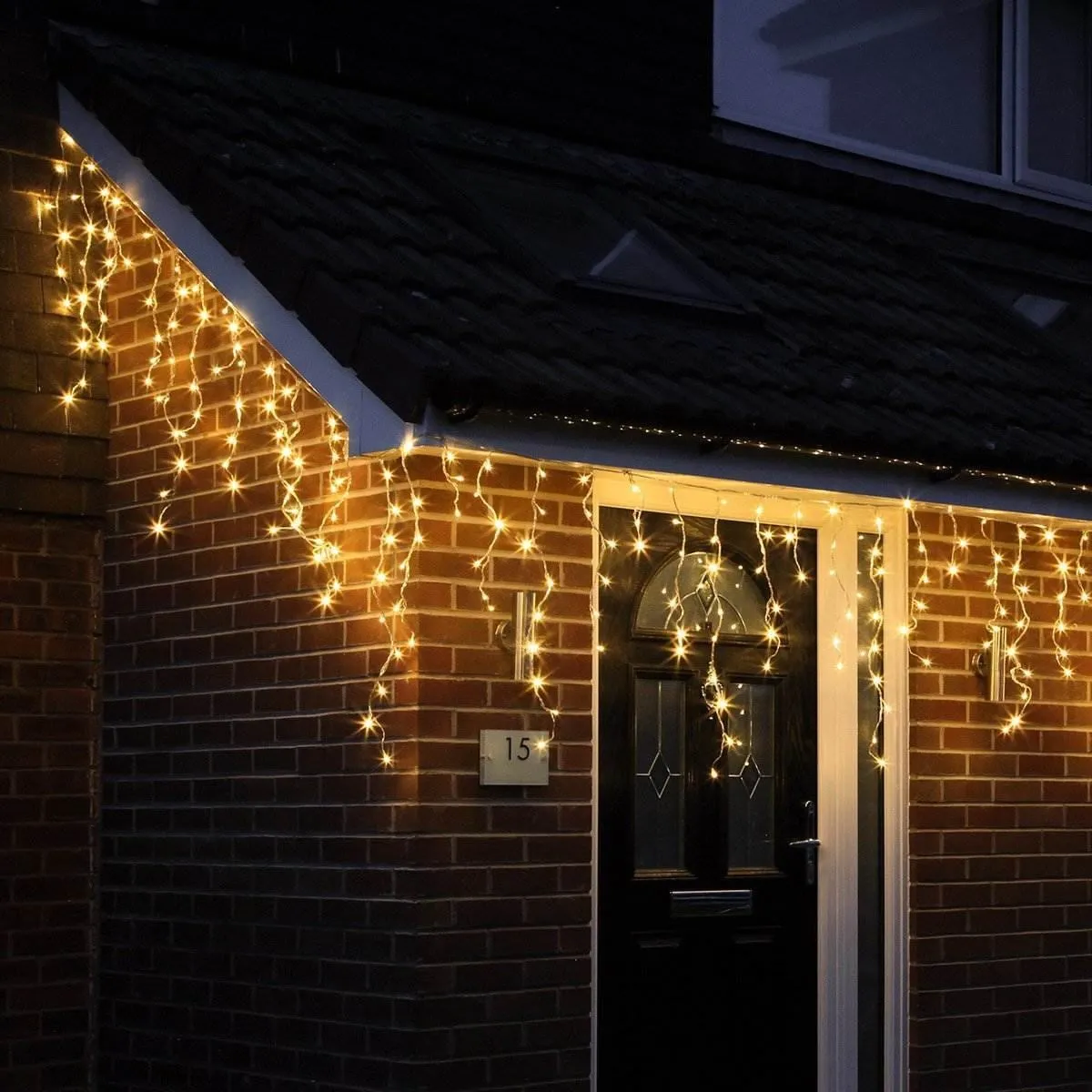 LED Warm White Icicle Lights (20m)