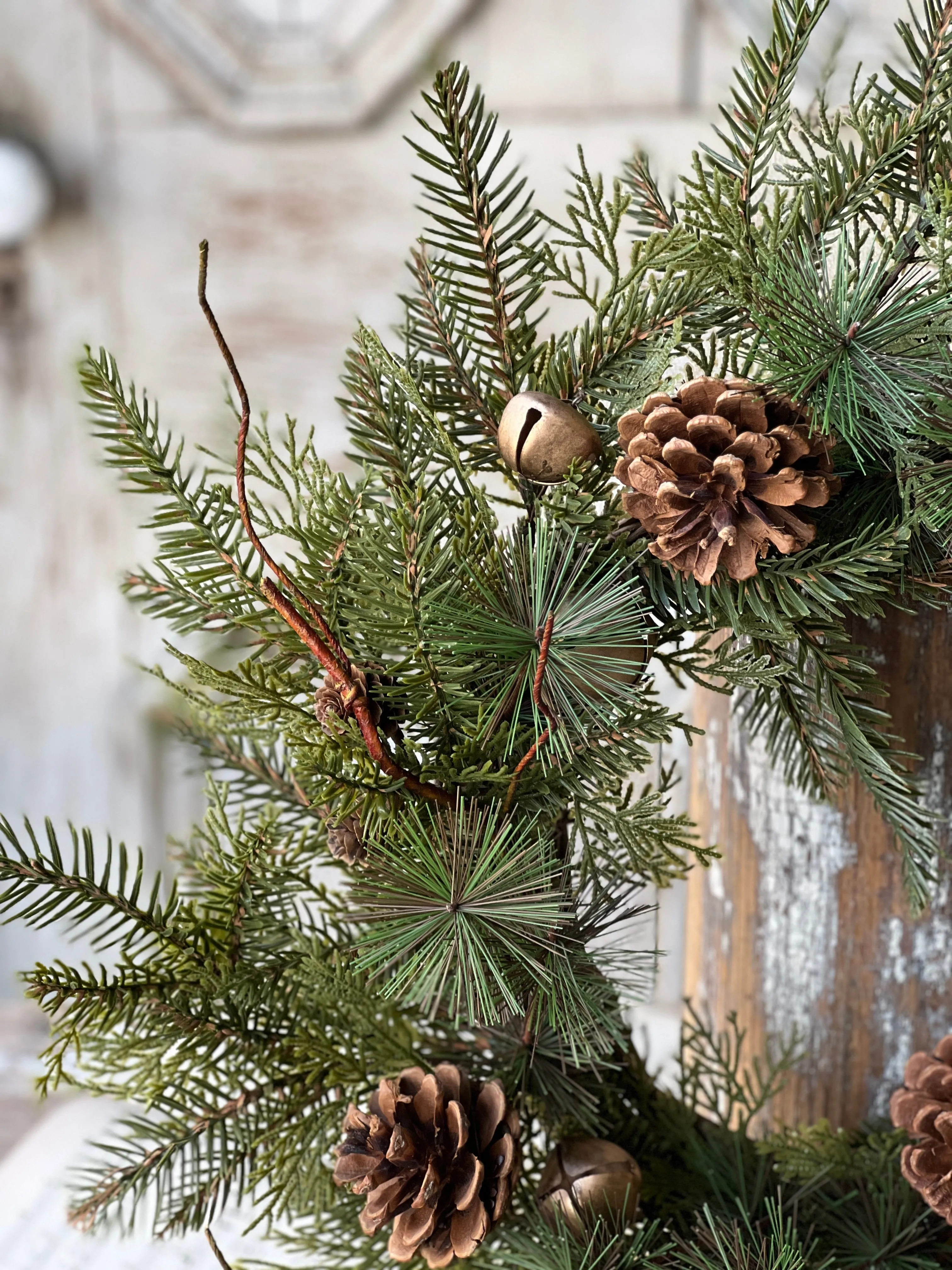 Verdant Medley Wreath | 22"